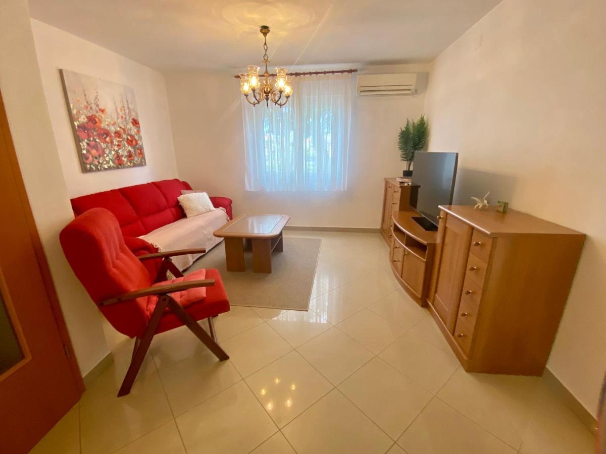 Apartment Noel Fazana Exterior photo